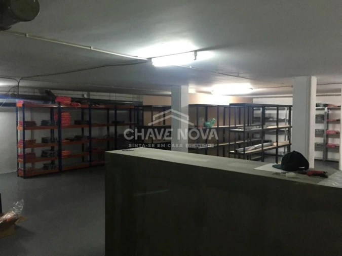 Loja para Venda em Custóias, Leça do Balio e Guifões Foto 2