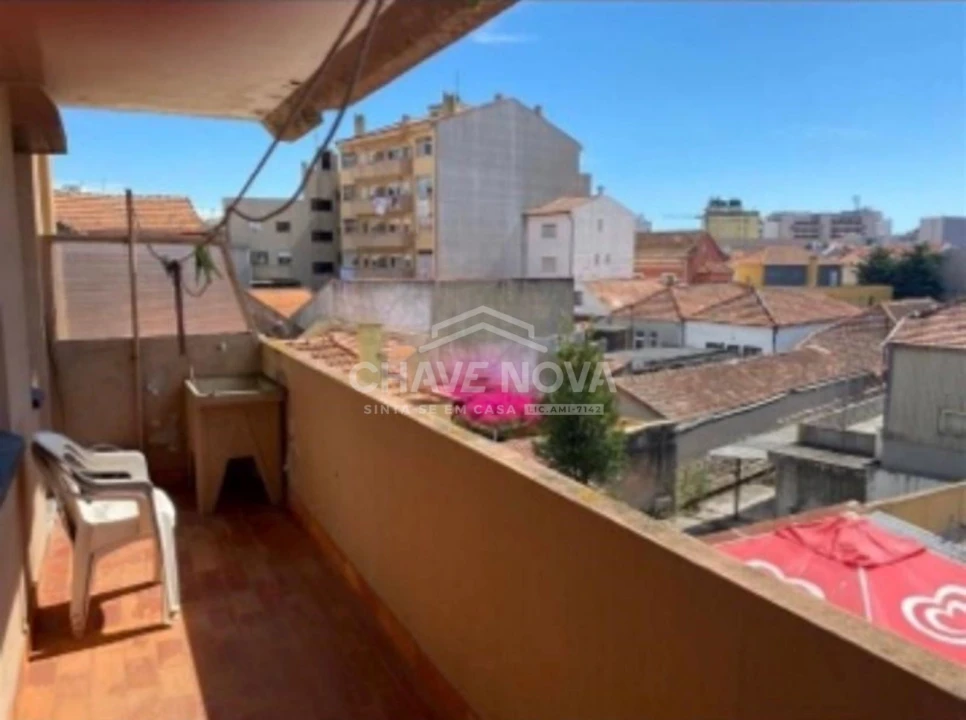 Apartamento T4 para Venda em Custóias, Leça do Balio e Guifões Foto 1