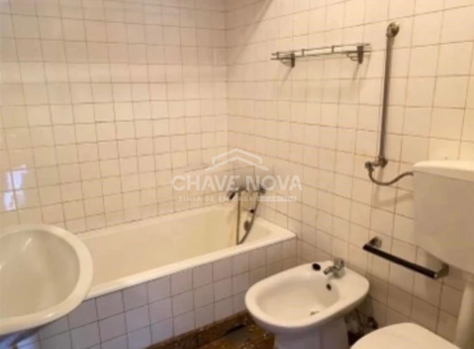 Apartamento T4 para Venda em Custóias, Leça do Balio e Guifões Foto 9