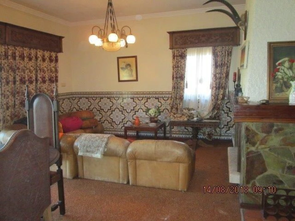 Moradia T5 para Venda em Fornos Foto 8