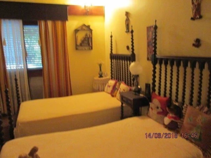 Moradia T5 para Venda em Fornos Foto 10