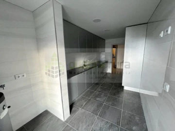 Apartamento T4 para Venda em Cedofeita, Santo Ildefonso, Sé, Miragaia, São Nicolau e Vitória