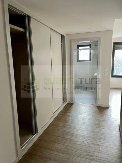 Apartamento T4 para Venda em Cedofeita, Santo Ildefonso, Sé, Miragaia, São Nicolau e Vitória