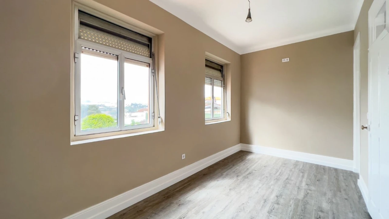 Apartamento T1 para Arrendamento em Gondomar (São Cosme), Valbom e Jovim Foto 11