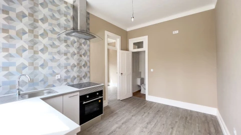 Apartamento T1 para Arrendamento em Gondomar (São Cosme), Valbom e Jovim