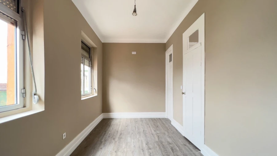 Apartamento T1 para Arrendamento em Gondomar (São Cosme), Valbom e Jovim Foto 12