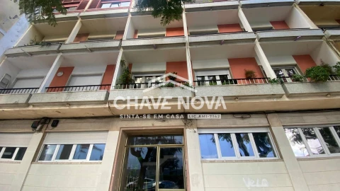 Apartamento T2 para Venda em Venteira