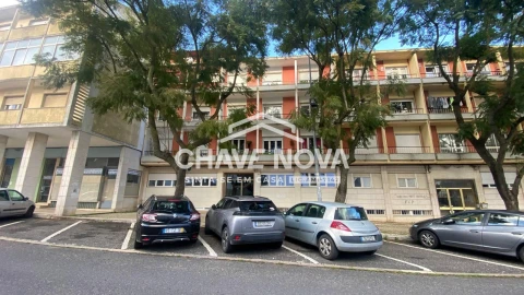 Apartamento T2 para Venda em Venteira