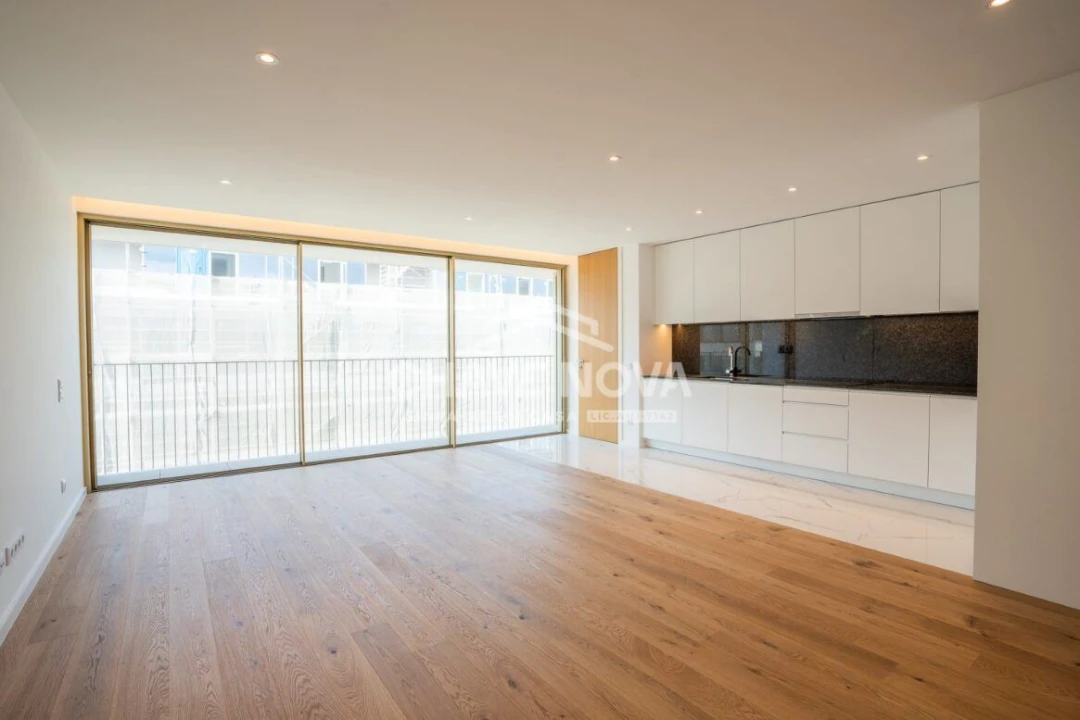 Apartamento T2 para Venda em Canidelo Foto 3