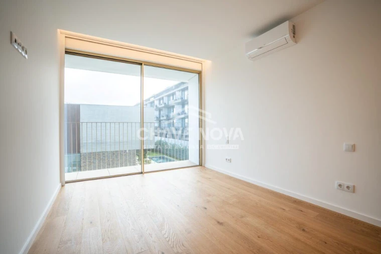 Apartamento T2 para Venda em Canidelo Foto 14