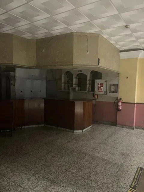 Loja para Venda em Lordelo do Ouro e Massarelos