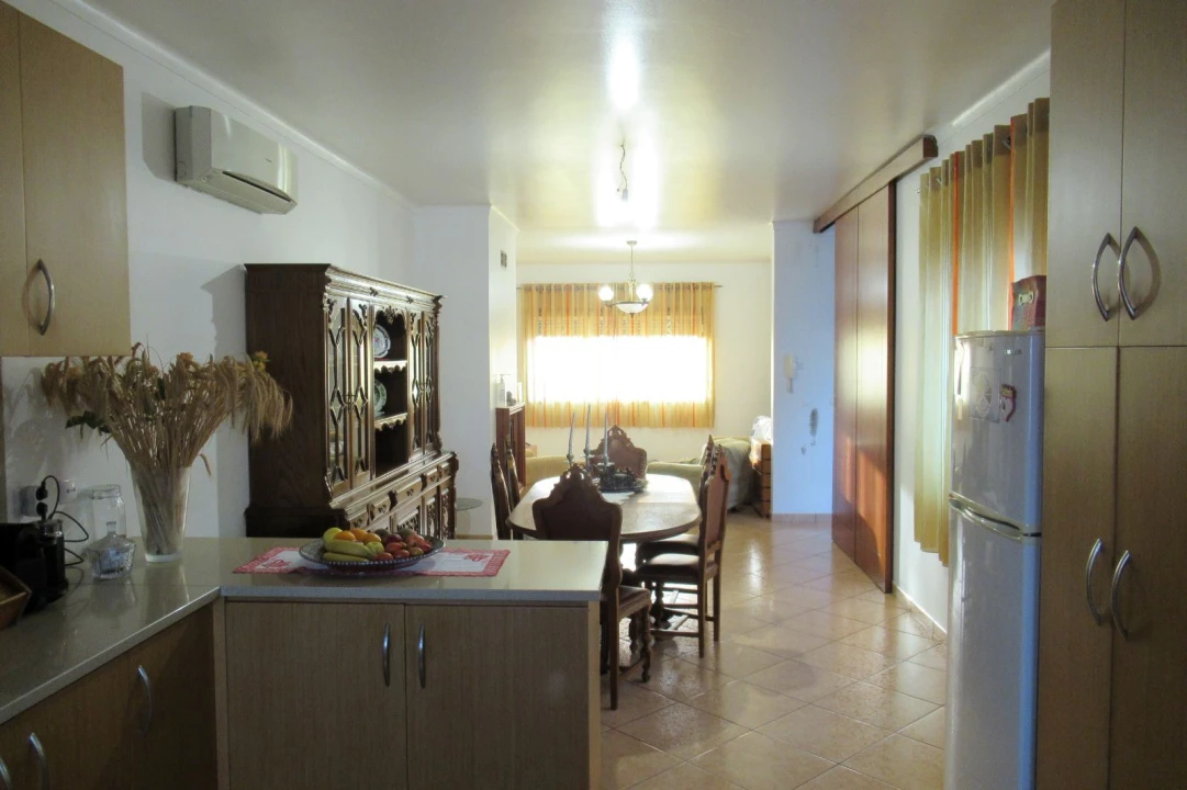 Moradia T5 para Venda em São João Baptista Foto 4