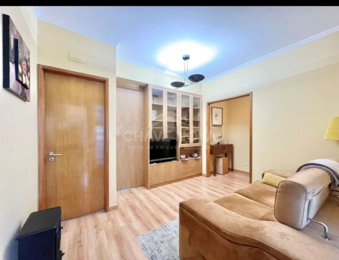 Apartamento T2 para Arrendamento em Lordelo do Ouro e Massarelos Foto 3