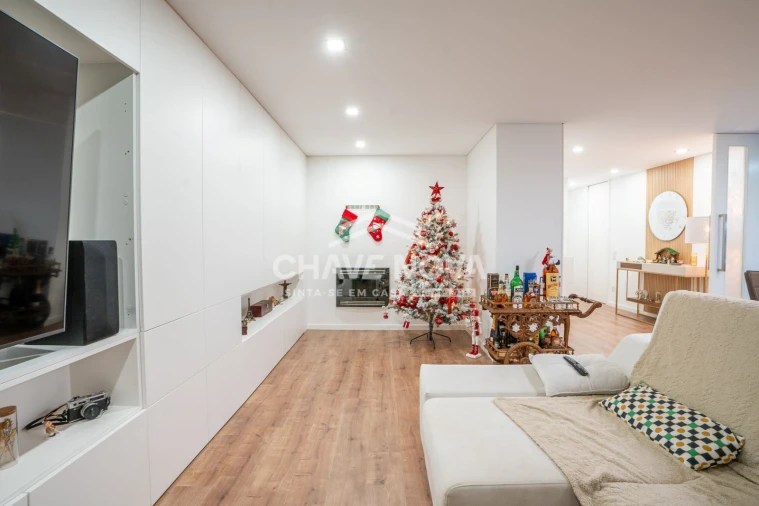 Apartamento T3 para Venda em São João da Madeira Foto 2