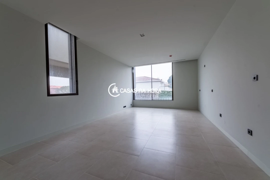 Apartamento T3 para Venda em Aldoar, Foz do Douro e Nevogilde Foto 8