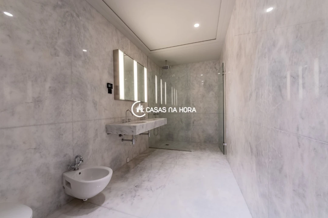Apartamento T3 para Venda em Aldoar, Foz do Douro e Nevogilde Foto 21