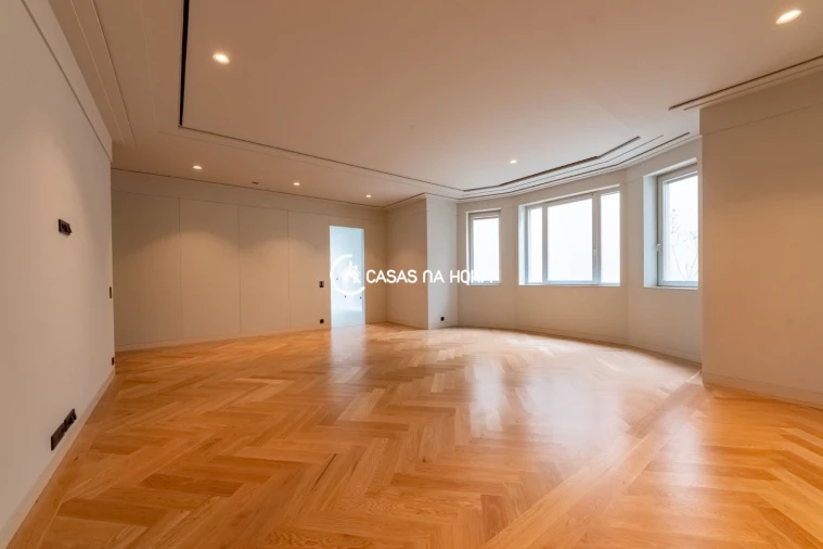 Apartamento T3 para Venda em Aldoar, Foz do Douro e Nevogilde Foto 6