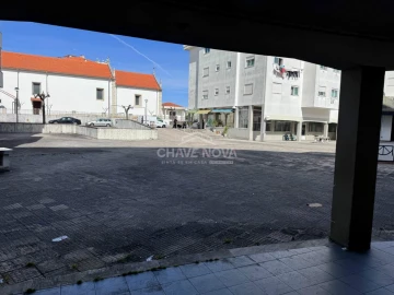 Loja para Venda em Oliveira do Bairro
