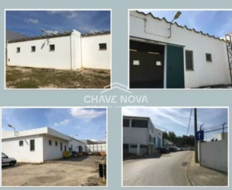 Armazém para Venda em Portimão