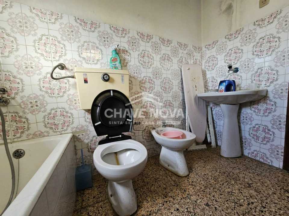 Moradia T2 para Venda em Espadanedo Foto 23