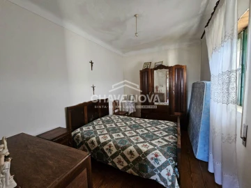 Moradia T2 para Venda em Espadanedo