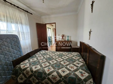 Moradia T2 para Venda em Espadanedo