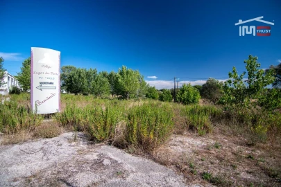 Armazém para Venda em Vila Chã de Ourique
