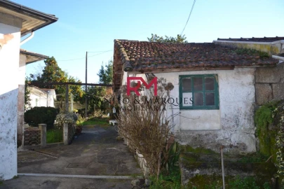 Moradia T6 para Venda em Paredes