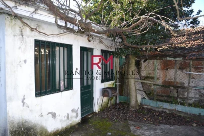 Moradia T6 para Venda em Paredes