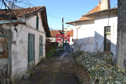 Moradia T6 para Venda em Paredes