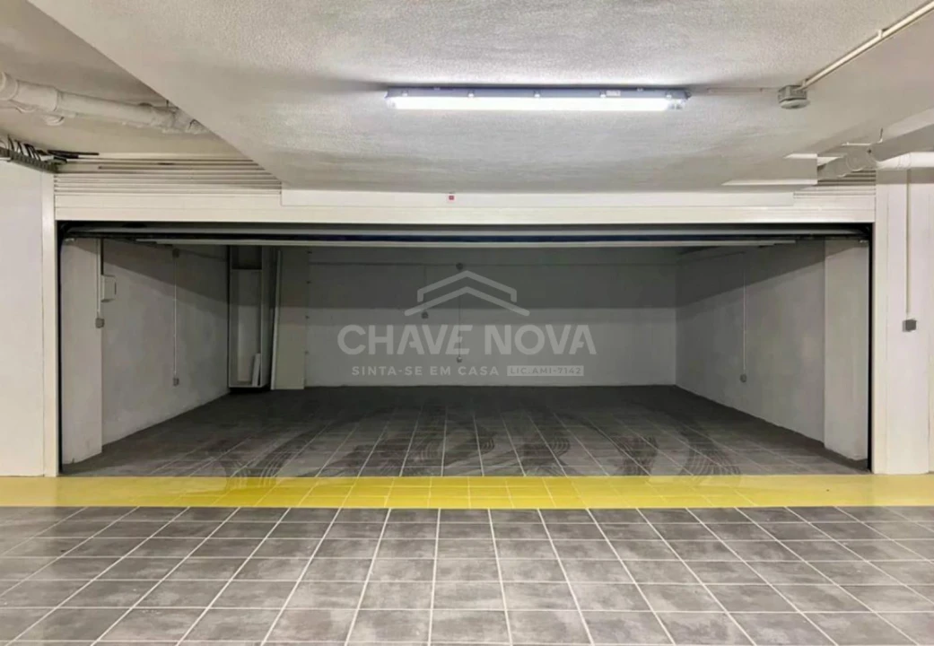 Apartamento T3 para Arrendamento em Canidelo Foto 25