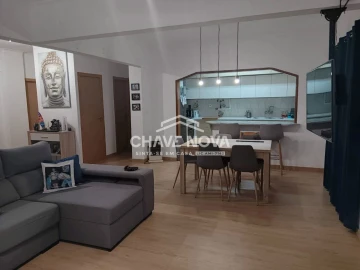 Apartamento T4 para Venda em Laranjeiro e Feijó