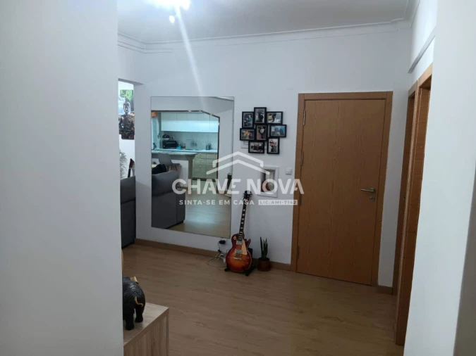 Apartamento T4 para Venda em Laranjeiro e Feijó Foto 18