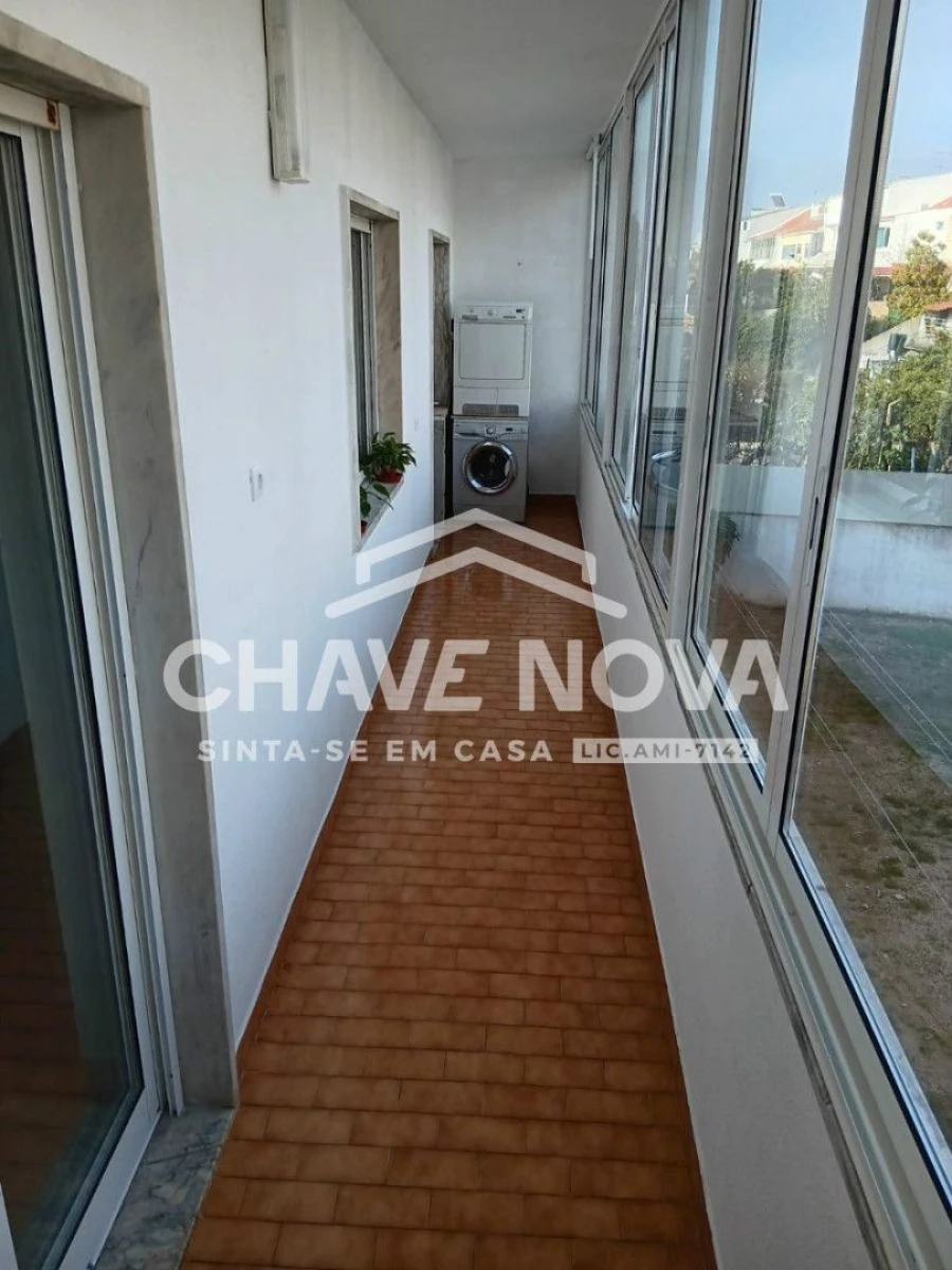 Apartamento T4 para Venda em Laranjeiro e Feijó Foto 19