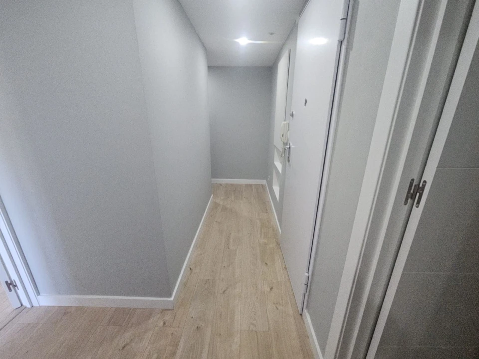 Apartamento T3 para Venda em Odivelas Foto 3