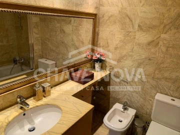 Moradia T5 para Venda em Aldoar, Foz do Douro e Nevogilde