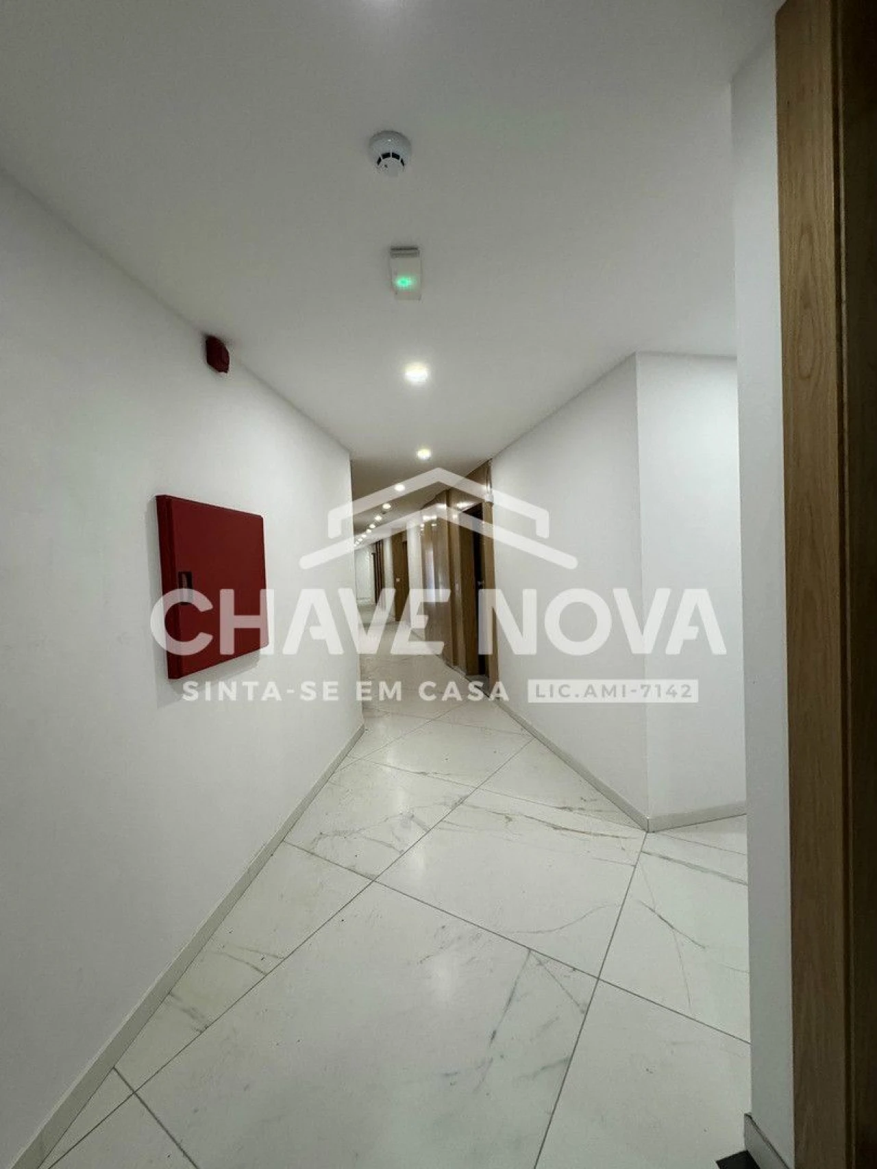 Apartamento T1 para Arrendamento em Ramalde Foto 11