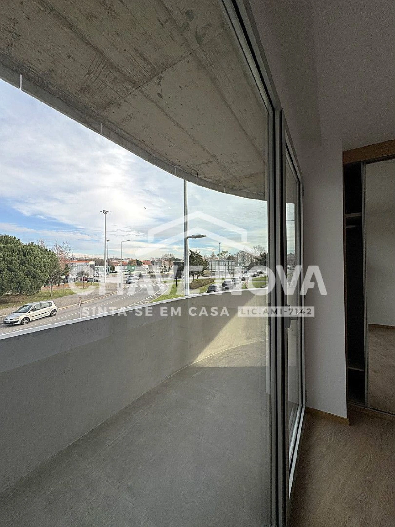 Apartamento T1 para Arrendamento em Lordelo do Ouro e Massarelos Foto 9