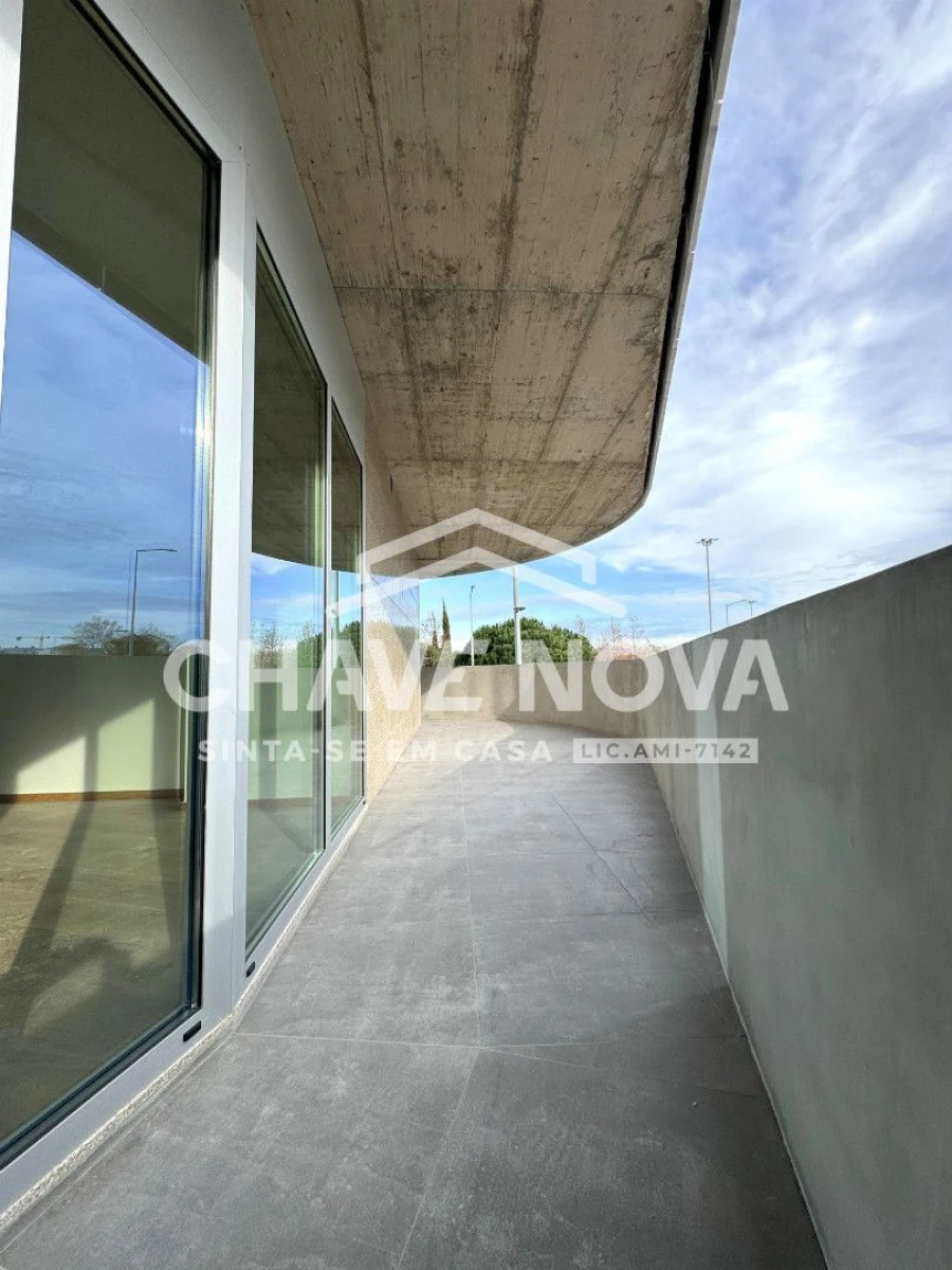 Apartamento T1 para Arrendamento em Lordelo do Ouro e Massarelos Foto 6