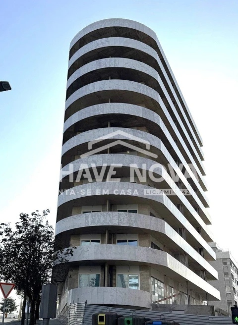 Apartamento T1 para Arrendamento em Lordelo do Ouro e Massarelos