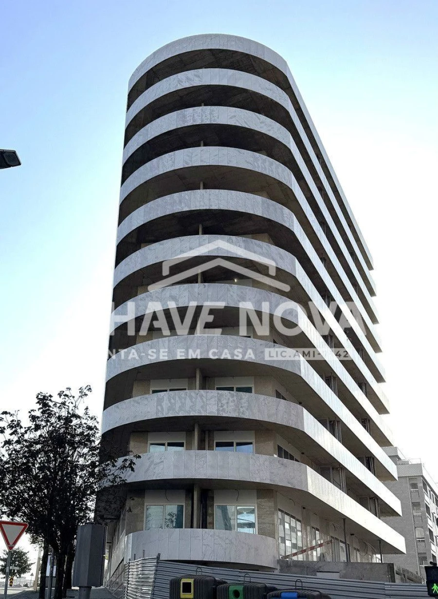 Apartamento T1 para Arrendamento em Lordelo do Ouro e Massarelos Foto 16