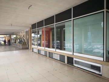 Loja para Arrendamento em São João da Madeira