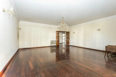 Apartamento T4 para Venda em Areeiro