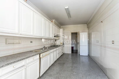 Apartamento T4 para Venda em Areeiro