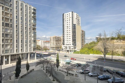 Apartamento T4 para Venda em Areeiro
