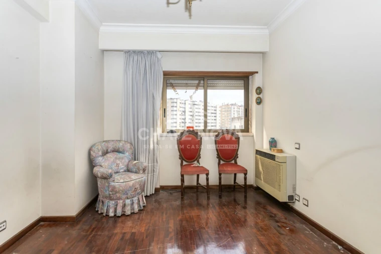 Apartamento T4 para Venda em Areeiro Foto 13