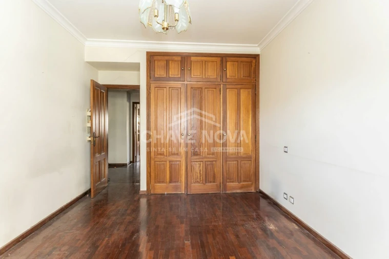 Apartamento T4 para Venda em Areeiro Foto 14