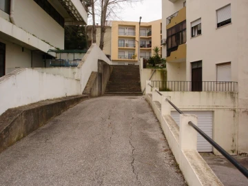 Armazém para Venda em Abrantes (São Vicente e São João) e Alferrarede