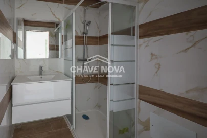 Prédio para Venda em Faro (Sé e São Pedro)