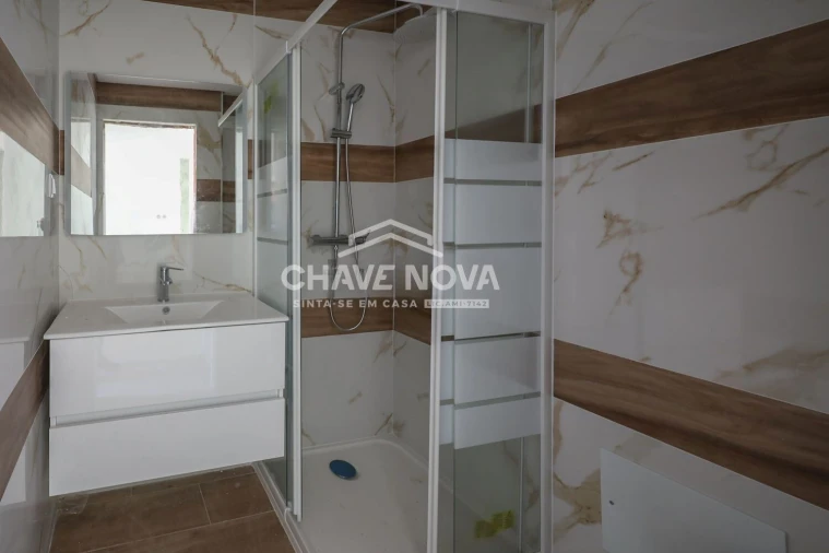 Prédio para Venda em Faro (Sé e São Pedro) Foto 10